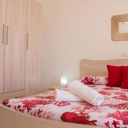 Bluriva Hotel Ciro Marina Bagian luar foto